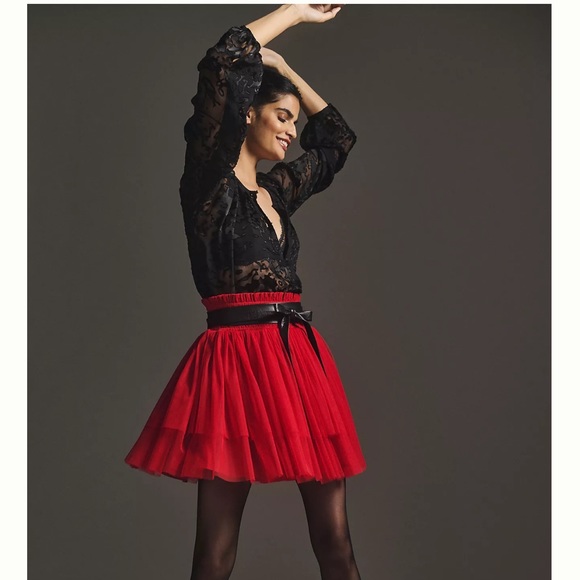 Anthropologie Skirt NWT Red Tulle Flirty & Fun Perfect Size L SOLD OUT & GORG! - Picture 2 of 6